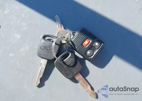 2002 Ford F-150 Lariat/Xlt z USA, uszkodzony, nr VIN 1FTRW07L52KD74438